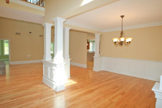 113LandsEnd-dining room.jpg