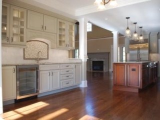 1107Hillside-kitchen.jpg