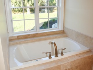 3026Centerville-bathtub.jpg