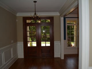 4915Threadneedle-inside front door.jpg